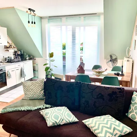 Eigenes Apartment im Herzen der Stadt mit Balkon und WLAN Cottbus Exterior foto