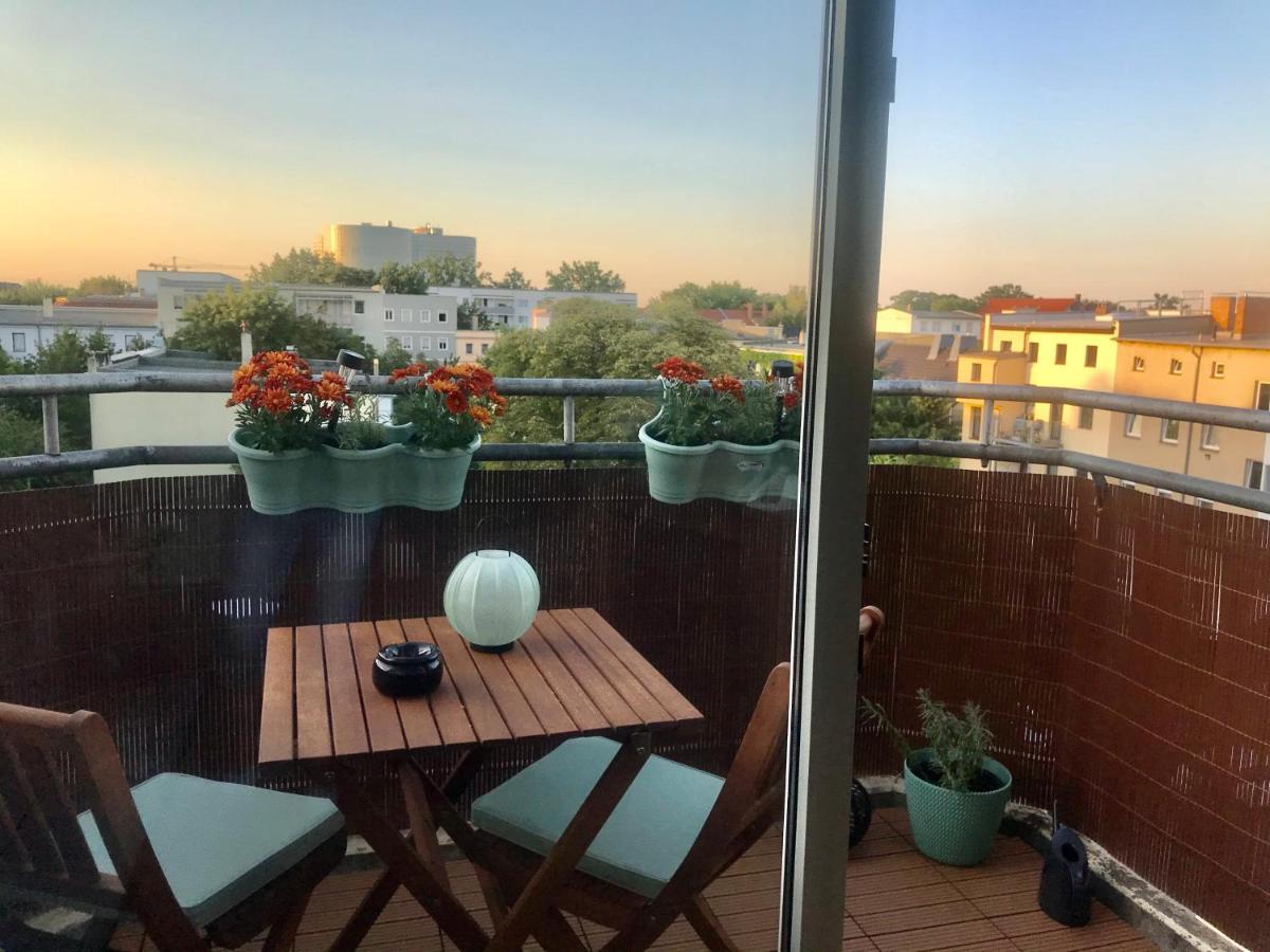 Eigenes Im Herzen Der Stadt Mit Balkon Und Wlan Apartment *