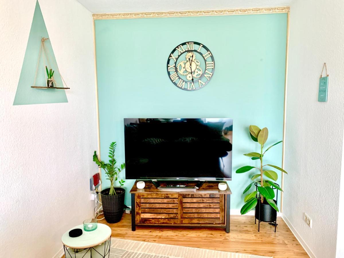 Apartment Eigenes Im Herzen Der Stadt Mit Balkon Und Wlan